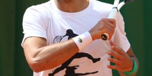 810px-Djokovic_MCM23_(5)_(52883600048)_(cropped)